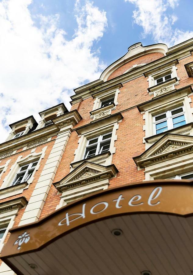 Hotel Burghof Hof  Exterior photo